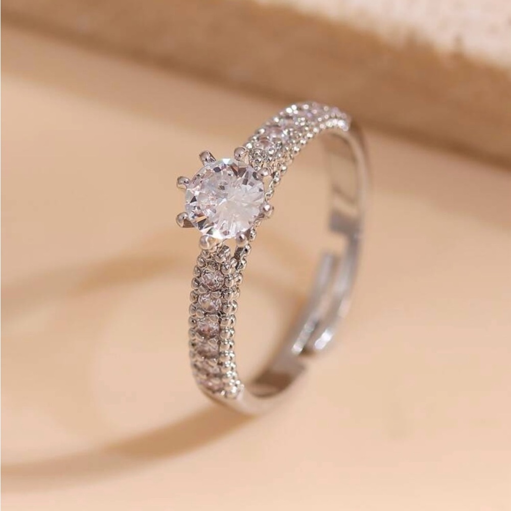 Elegant Silver Diamond Ring